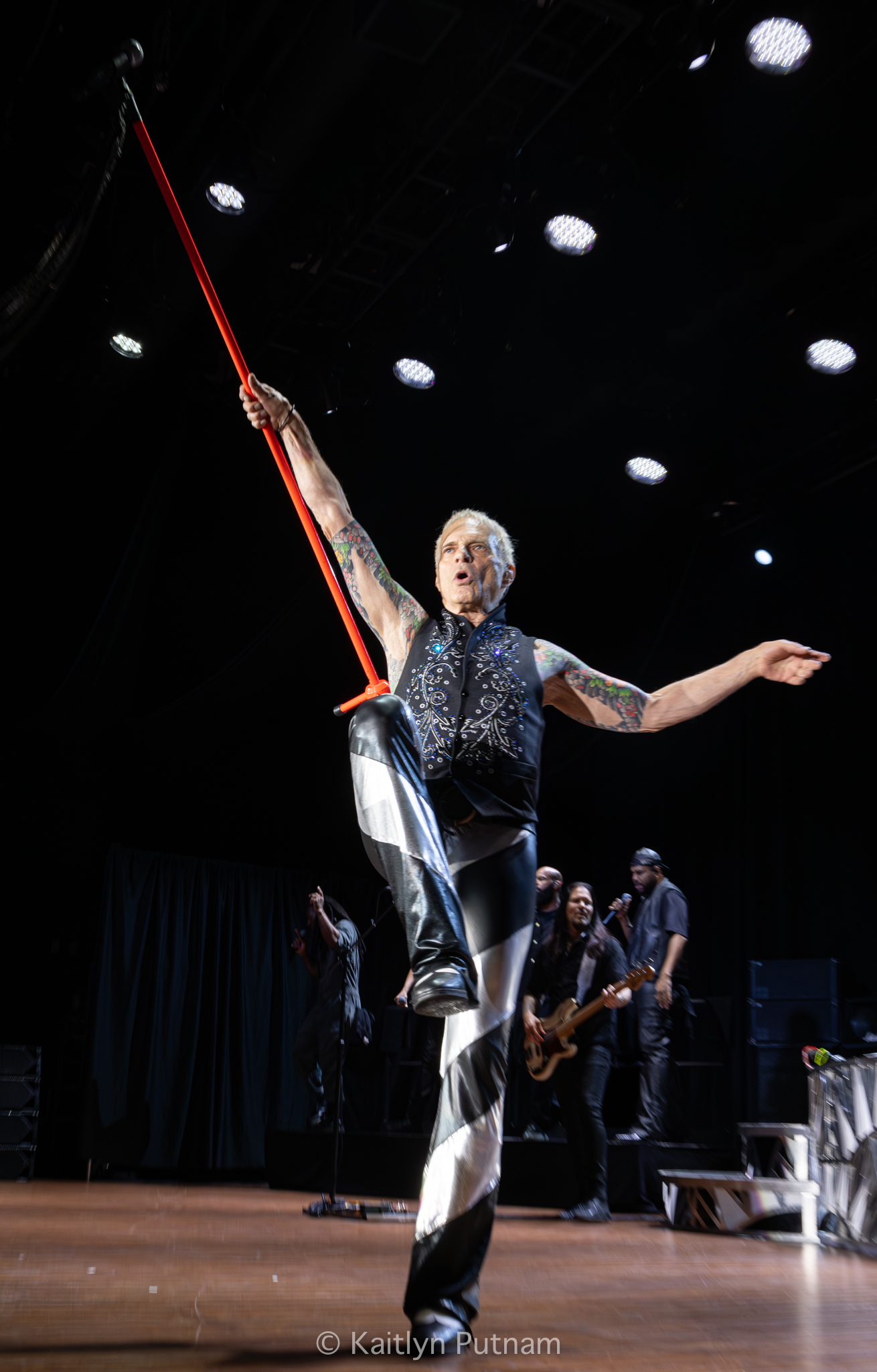 Former Van Halen Vocalist David Lee Roth Brought the Spirit of the