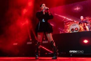 Tati Shmayluk of Jinger sings on stage during their Duel tour in St. Louis