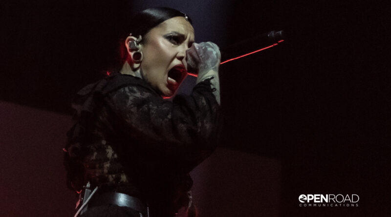 Tati Shmayluk of Jinger sings on stage during their Duel tour in St. Louis